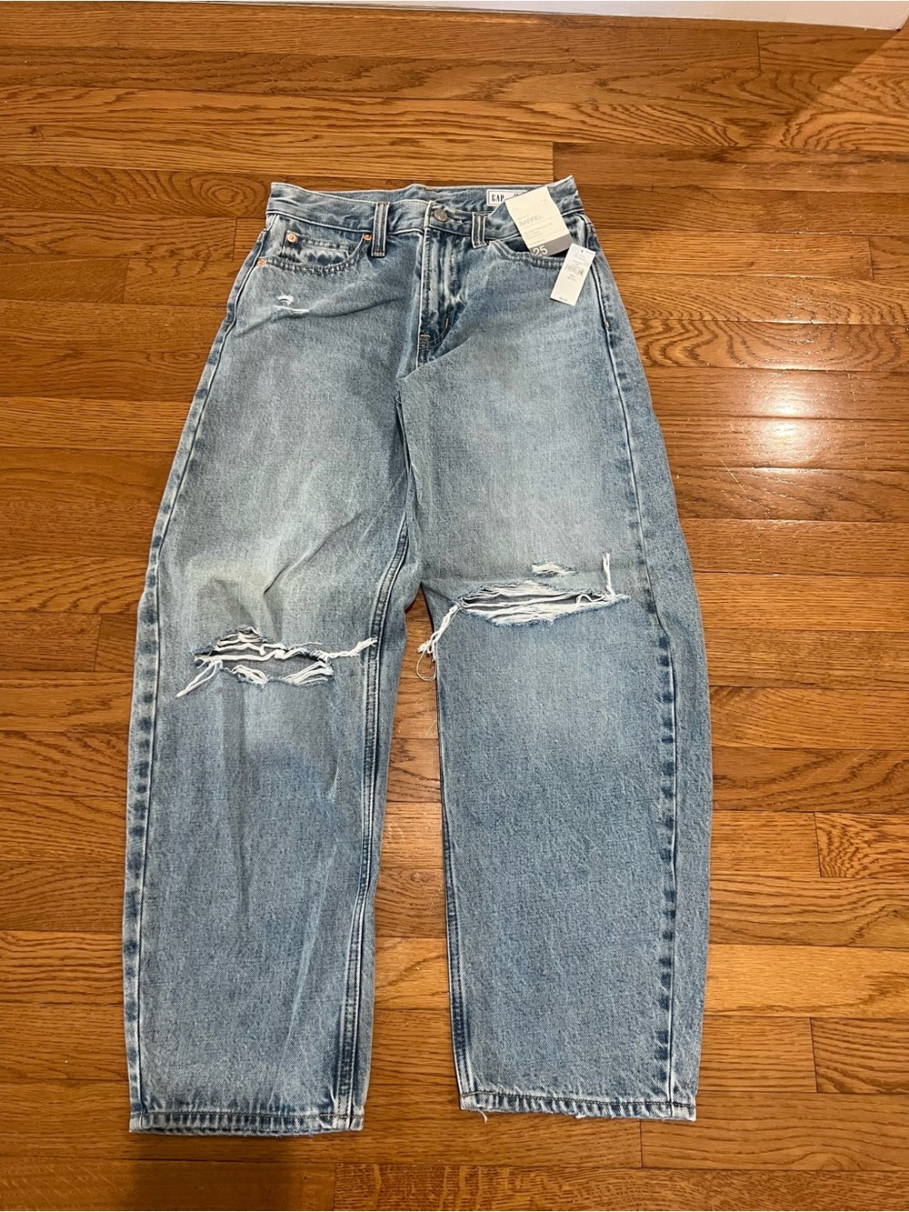 GAP Light Wash High-Rise Barrel Jeans- Size 25 Petite, NWT